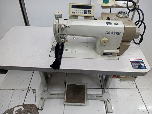 Máquina Reta Eletr. Brother S-6200a-405 Direct Drive 220v Cinza (Usado)
