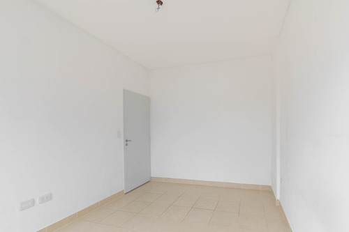 Imagen 24 de 30 de Depto Venta 2 Amb. Gran Balcón. Exc. Ubicación!