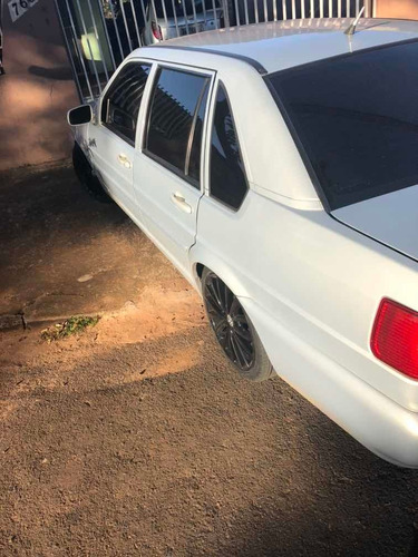 Volkswagen Santana 2001 2.0 4p