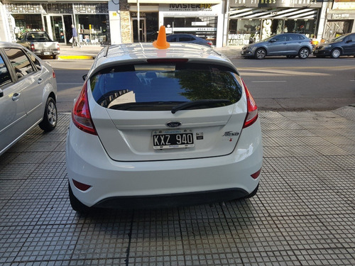 Ford Fiesta Kinetic Titanium 2012 990