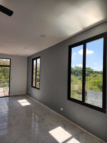 Imagen 13 de 15 de Moderna Casa En Venta! A Estrenar