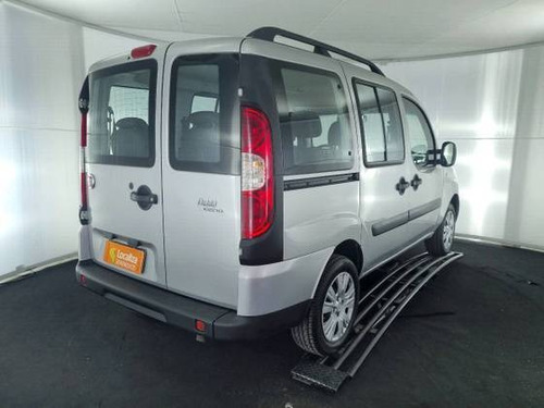 Imagem 2 de 15 de Fiat Doblò 1.8 Mpi Essence 7l 16v Flex 4p Manual
