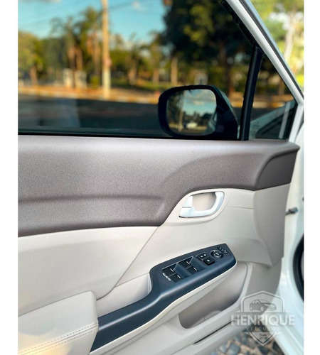 Imagem 4 de 9 de Civic Lxr 2.0 - Flex 2013/2014
