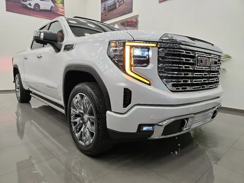 GMC Sierra 6.2 V8 Denali