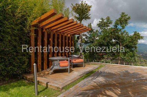 Agp Cómoda Y Hermosa Casa Totalmente Remodelada En Venta En Alto Hatillo 25-10899 Ys