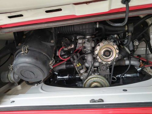 Volkswagen Kombi 1.6 3p Gasolina 2002