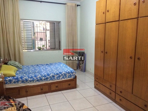 Imagem 7 de 15 de Casa Térrea, Espaçosa, Com Espaço Para Lazer - St16254