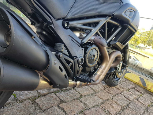 Imagem 4 de 10 de Diavel