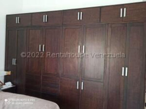 Imagen 15 de 29 de #22-24752 Espectacular Town House En Manzanares