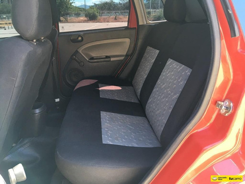 Ford Fiesta Max 4x2 Automático