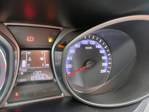 Imagem 10 de 12 de Hyundai Hb20 1.0 Flex Comfort