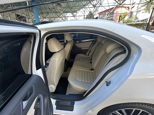 Volkswagen Jetta 2.0 Tsi Highline 4p