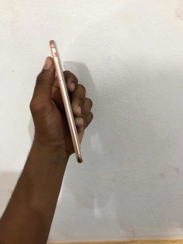 iPhone 8 Plus 64 Gigas