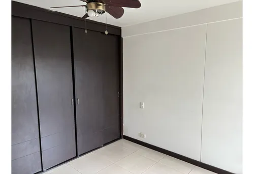 Venta Apartamento 74 Mts2 En La Flora, Norte De Cali 13264-1