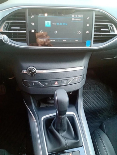 Imagen 8 de 11 de Peugeot 308 1.6 S Allure Plus