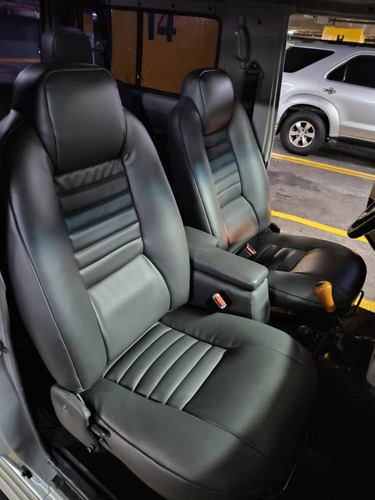 Vehículo 4x4 De Colección Único En Venezuela , 6 Cilindros