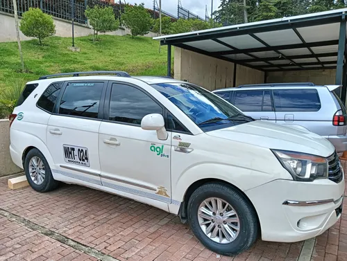 SsangYong Rodius 2.0 2wd