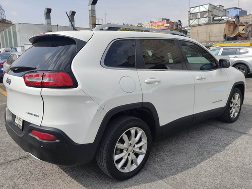 Imagen 4 de 12 de Jeep Cherokee 2014 2.4 Limited Premium Plus