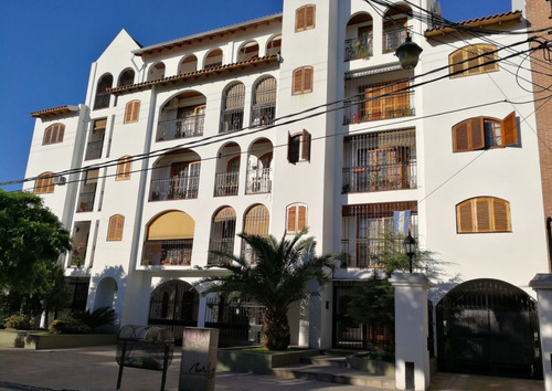 Excelente Departamento De 2 Ambientes A La Venta En Calle Drumond 779 Adrogue.