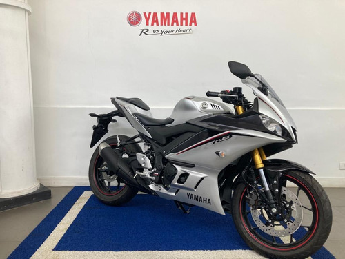 Imagem 3 de 4 de Yamaha Yzf R3 Prata 2022