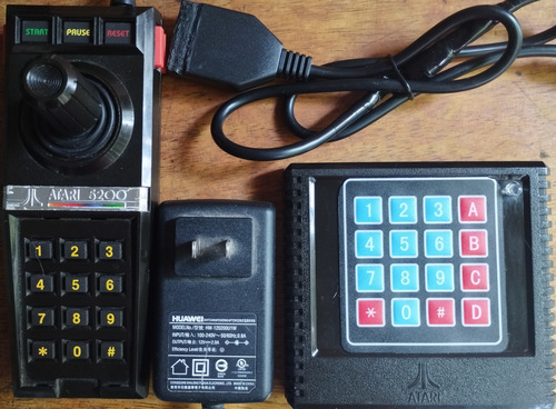 Atari 5200 Completito. Negro (Usado)