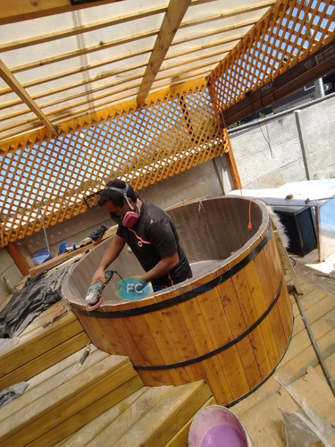 Imagen 6 de 10 de Revestimiento Y Reparación Tinajas De Madera