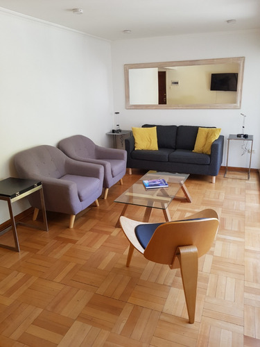 Arriendo Remodelado/ Amoblado 2d2b Seguro Y A Pasos De Todo