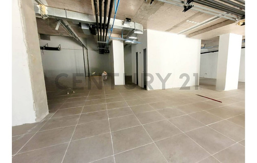 Arriendo Local Com. 82 Mt2 - Metro Los Leones