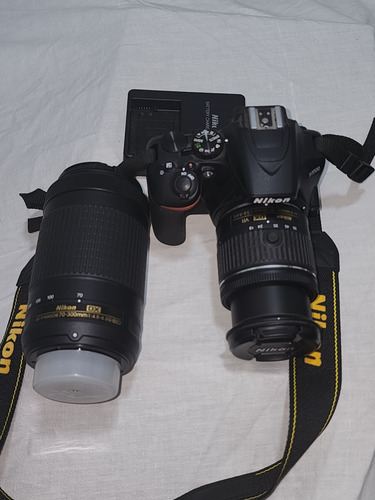 Camara Nikon D3500 Kid Completo Con Mochila De Regalo (Usado)