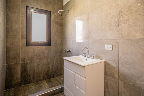 Casa A Estrenar De 4 Ambientes Con Pileta En Horizontes Al Sur Canning