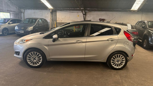 Ford Fiesta Kinetic 1.6 Titanium Powershift 120cv