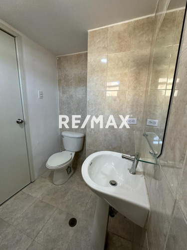 Penthouse Duplex En Conjunto R. Carenero, Costazul, Mariño, Cod: 1011