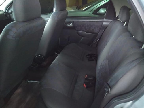 Chevrolet Prisma Joy 1.4 (flex) Flex Manual