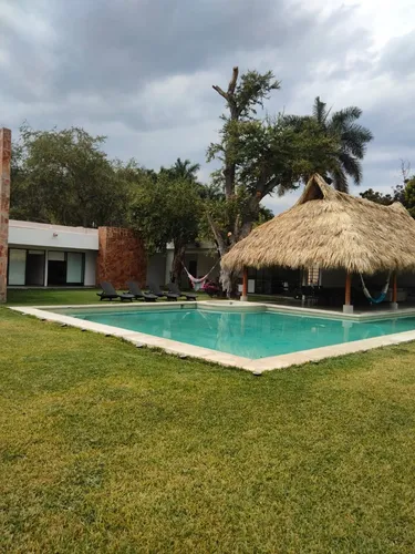 Un Nivel Residencia En Fraccionamiento Ticumán Morelos