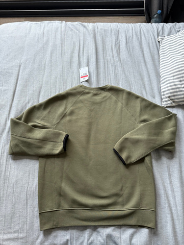 Buzo Nike Sportswear Tech Fleece Verde Oscuro