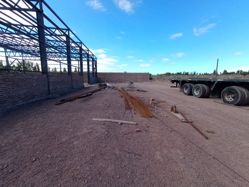 Se Alquila Galpón Comercial