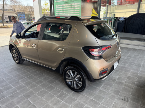 Renault Stepway 1.6 Intens Mt
