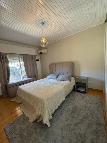Casa 4 Ambientes Con Jardín Y Parrilla
