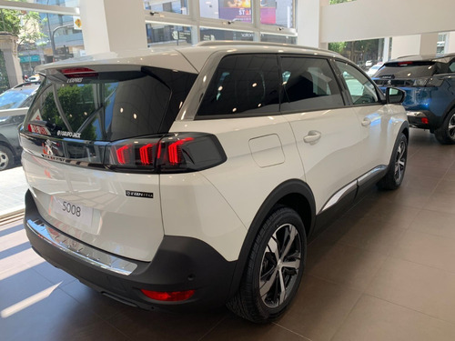 Imagen 4 de 15 de Peugeot 5008 Allure Plus 2.0 Hdi