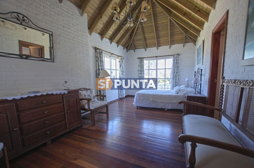 Imagen 19 de 30 de Casa En La Arbolada A La Venta