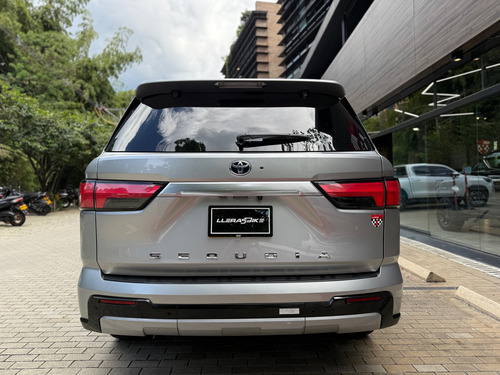 Toyota Sequoia 3.4 V6 Capstone