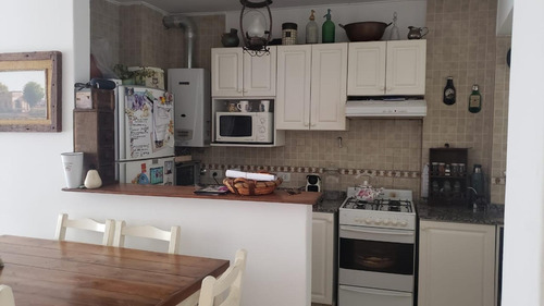 Imagen 10 de 20 de Excelente Depto De 3 Amb Con Baño, Toilette Y Balcón