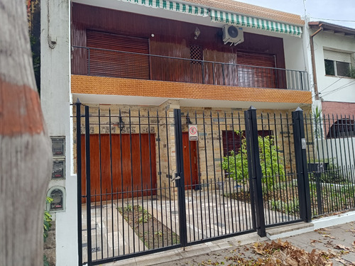 Reservada Casa Impecable 3 Dor C/cochera