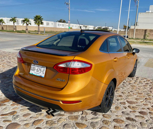 Imagen 3 de 13 de Ford Fiesta 1.6 Se Sedan Mt 2016