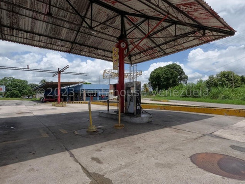 Estación De Servicio Carretera Barquisimeto- Acarigua La, Sarare, Cod. 24-5019 Nds 2 Casas, Restaurante, Flota De Vehículos, Empresa