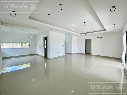 Casa En Venta 4 Ambientes Barrio Cerrado Barrancas De Iraola. Hudson. Berazategui. Apto Credito!