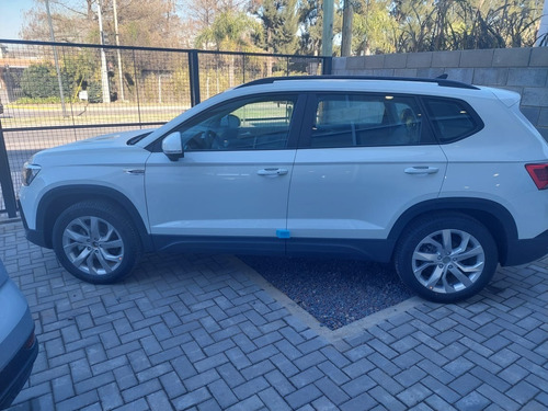 Imagen 2 de 11 de Volkswagen Taos Comfortline 0km Aj