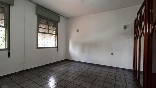 Sobrado, 240 M² - Venda Por R$ 850.000,00 Ou Aluguel Por R$ 4.200,00/mês - Vila Matias - Santos/sp - So0025