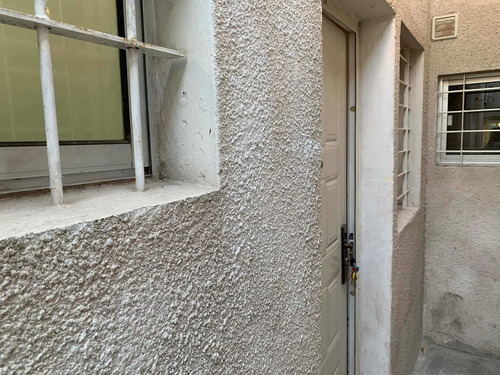 Alquiler Apto,1 Dorm. Cocina ,baño ,azotea$ 10900 ,091295124