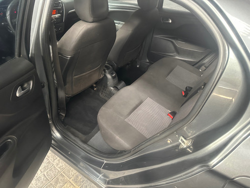 Peugeot 301 1.2 Active N1